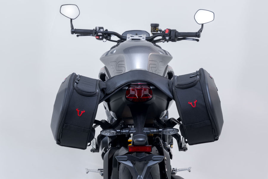 Triumph Street Triple 765 RS [2023-2026] - PRO BLAZE H nyeregtáska készlet - 8. kép