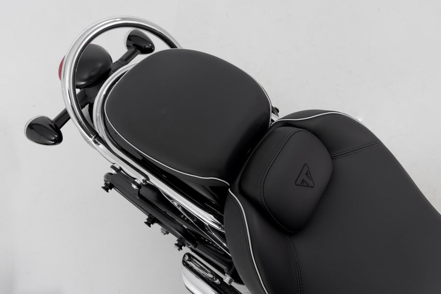 Triumph Bonneville 1200 Speedmaster [2019-2026] – Legend Gear oldaltáska rendszer LC Black Edition – 4. kép