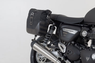 Triumph Speed Twin 1200 [2019-2024] – Legend Gear LC2 oldaltáska rendszer, Brown Edition – 2. kép