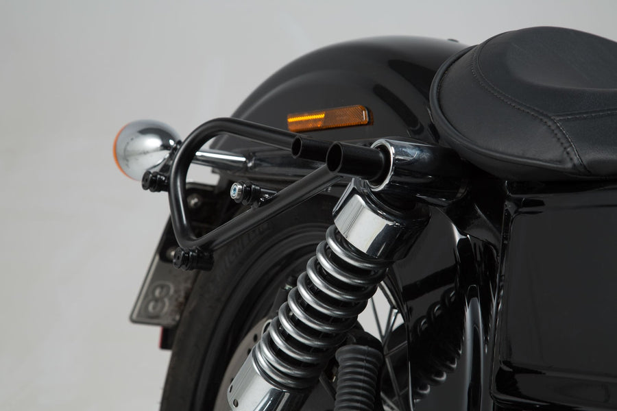 Harley-Davidson FXDWG 1690 Dyna Wide Glide [2012-2017] – Legend Gear LC2 oldaltáska rendszer, fekete kiadás – 3. kép