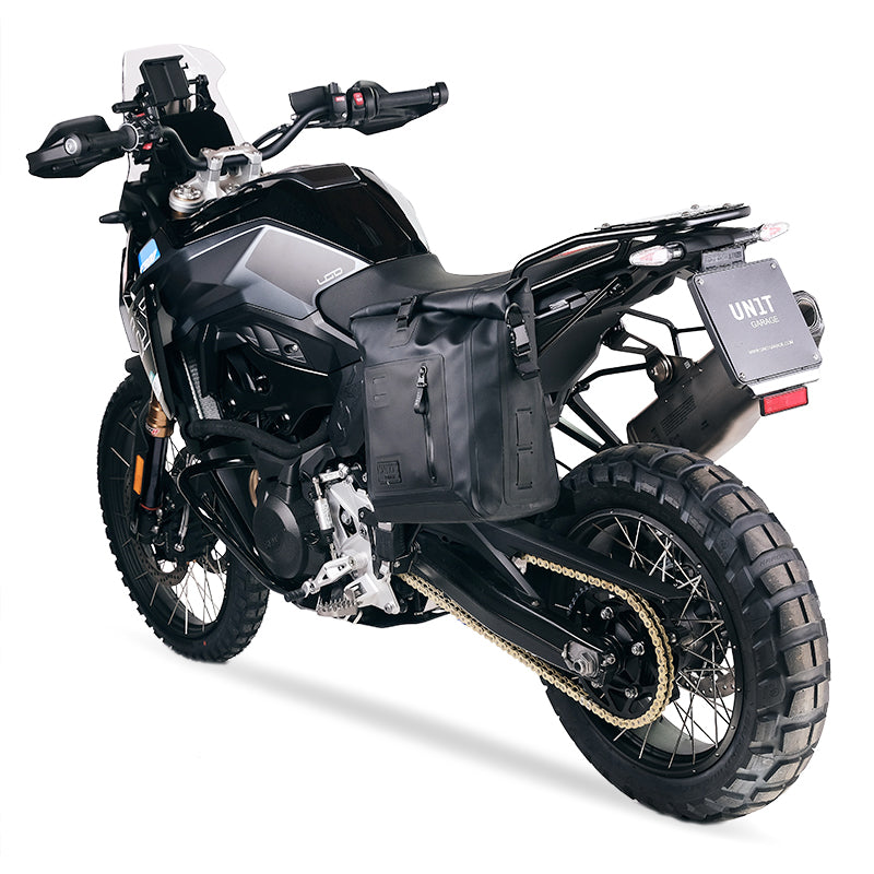 BMW F 900 GS [2023-] - Khali oldaltáska TPU-ban + keret a bal oldalon