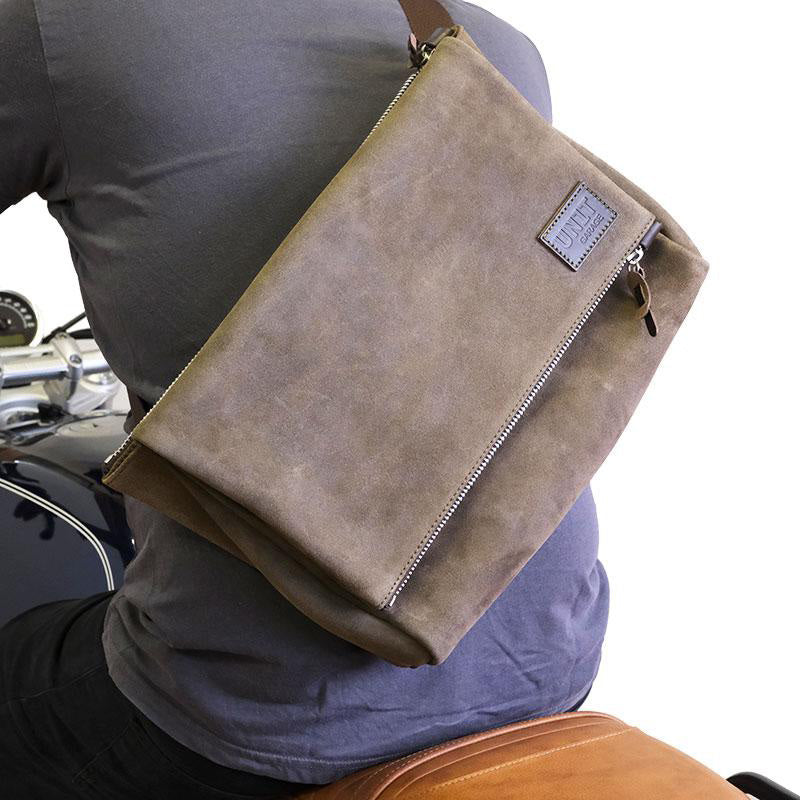 BMW R 12 [2024-2026] - Fezzan Messenger Bag Crust Leder