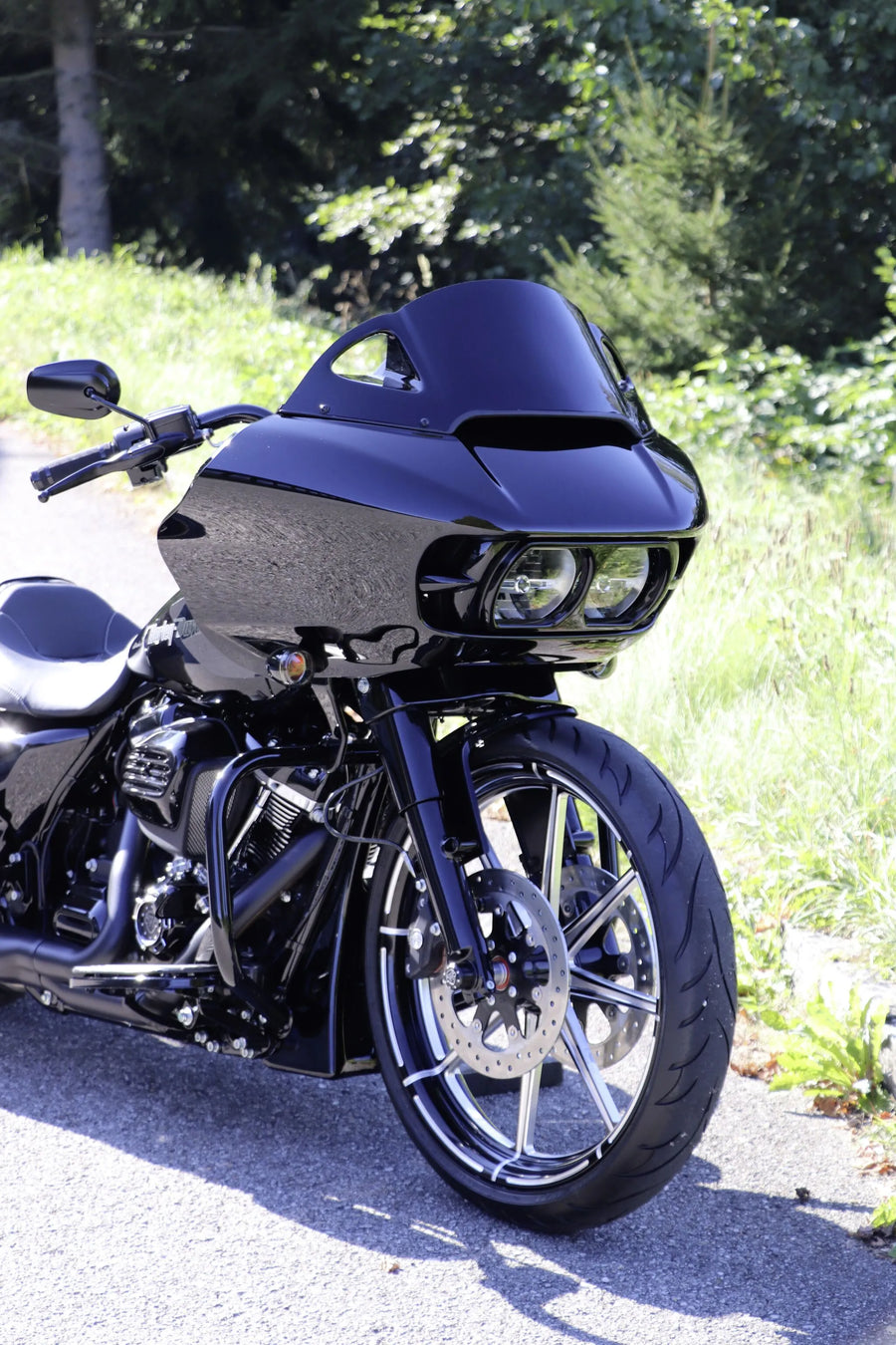 harley davidson fltruse [CULT WERK] – Windshield Racing