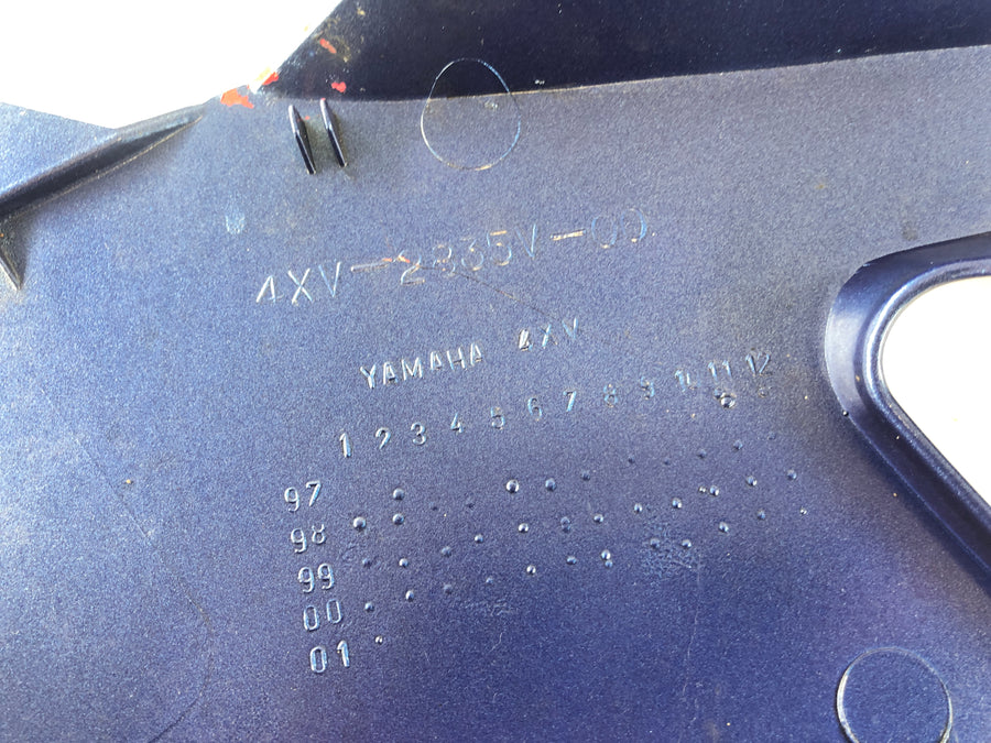 Yamaha YZF R1 RN04 [2000] - Oldalsó panel jobb felső