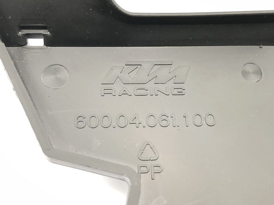 KTM 950 Adventure LC8 [2004] - Láncvédő hátsó láncburkolat