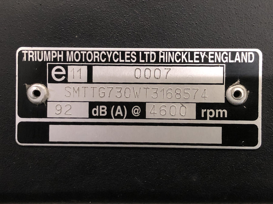 Triumph Tiger 955i 709EN [2003] - Keret papírokkal