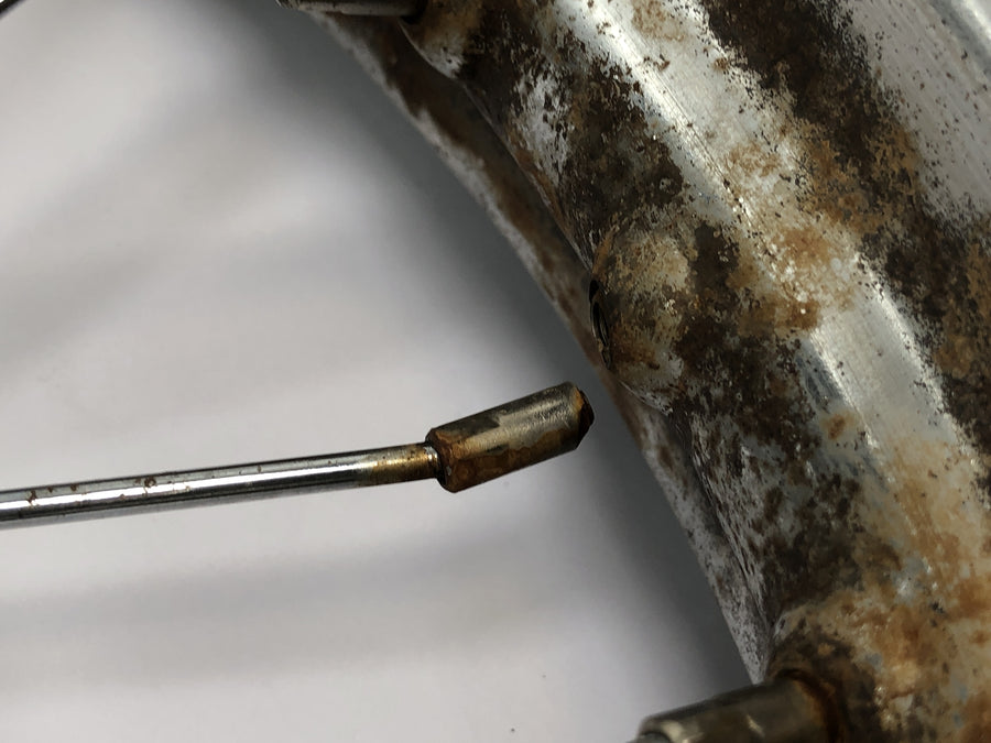 Sachs ZX 125 [1998] - hátsó kerék felni kerék 2,15 x 18"