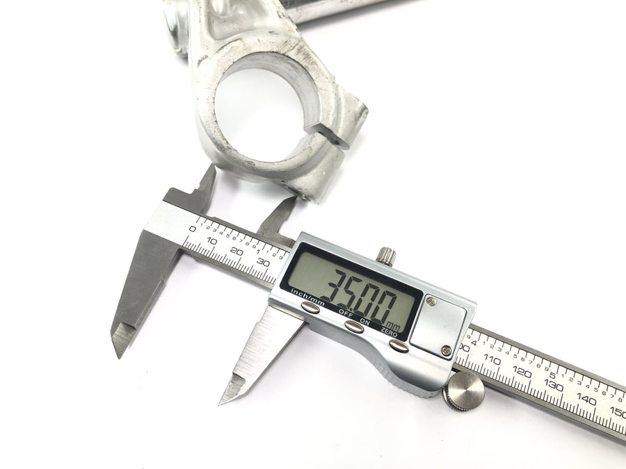 Suzuki RG 250 Gamma GJ21D [1987] - Kormánycsonk 35 mm-es pár
