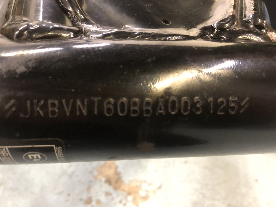 Kawasaki VN 1600 Mean Streak VNT60B [2005] - Keret papírokkal