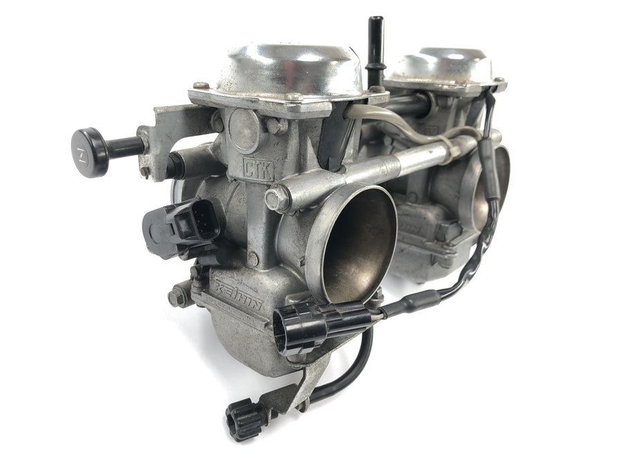 Triumph Bonneville T100 986MF [2012] - Keihin karburátoros dupla lefelé irányuló karburátor