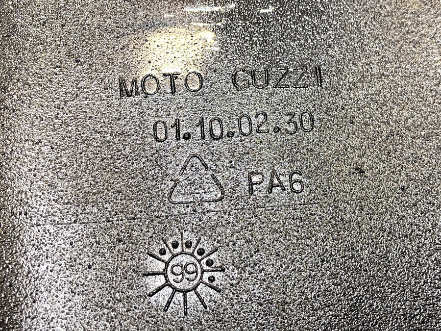 Moto Guzzi V11 Sport [1999] - Tank benzintartály műanyag tartály