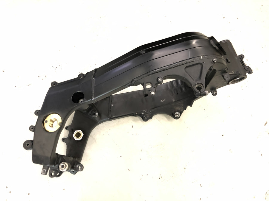Suzuki GSX R 1000 WVBZ K3 [2003] - Váz papírokkal főváz