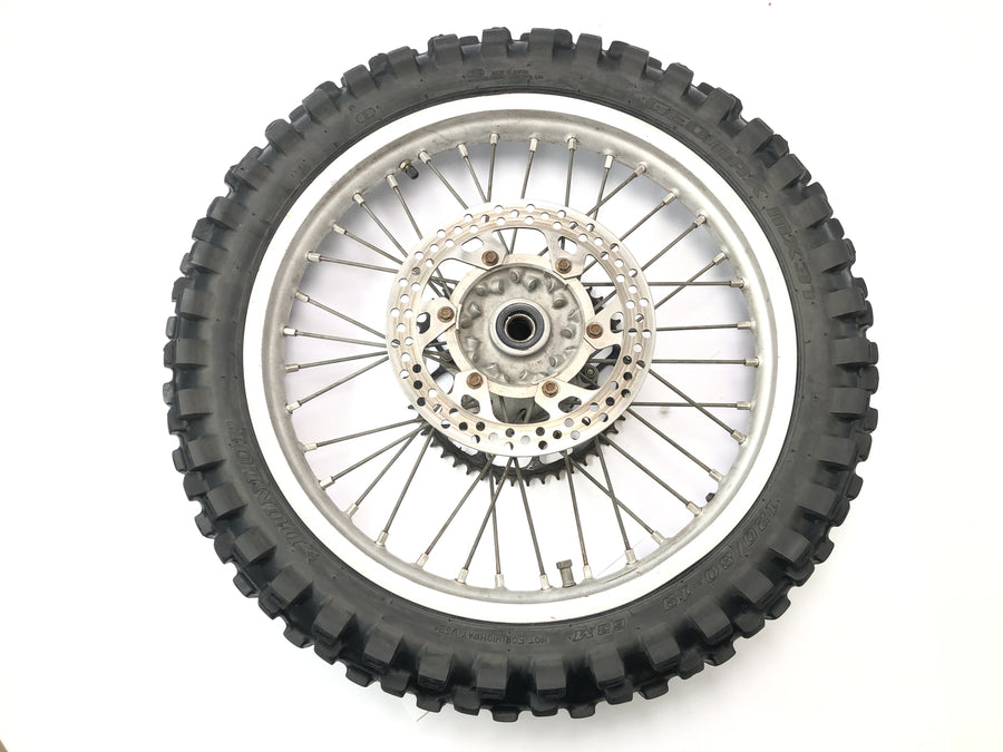 Yamaha YZ 426 F [2000] - hátsó kerék felni hátsó küllős gumi féktárcsával és lánckerékkel
