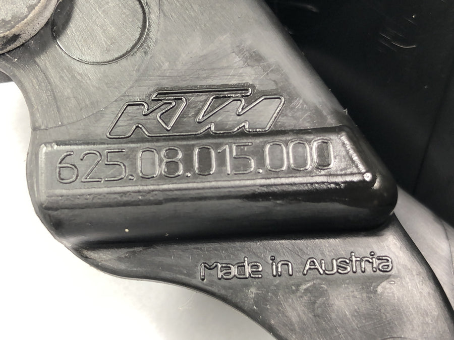 KTM 950 SM LC8 [2008] - Rendszámtábla tartó hátsó lámpához