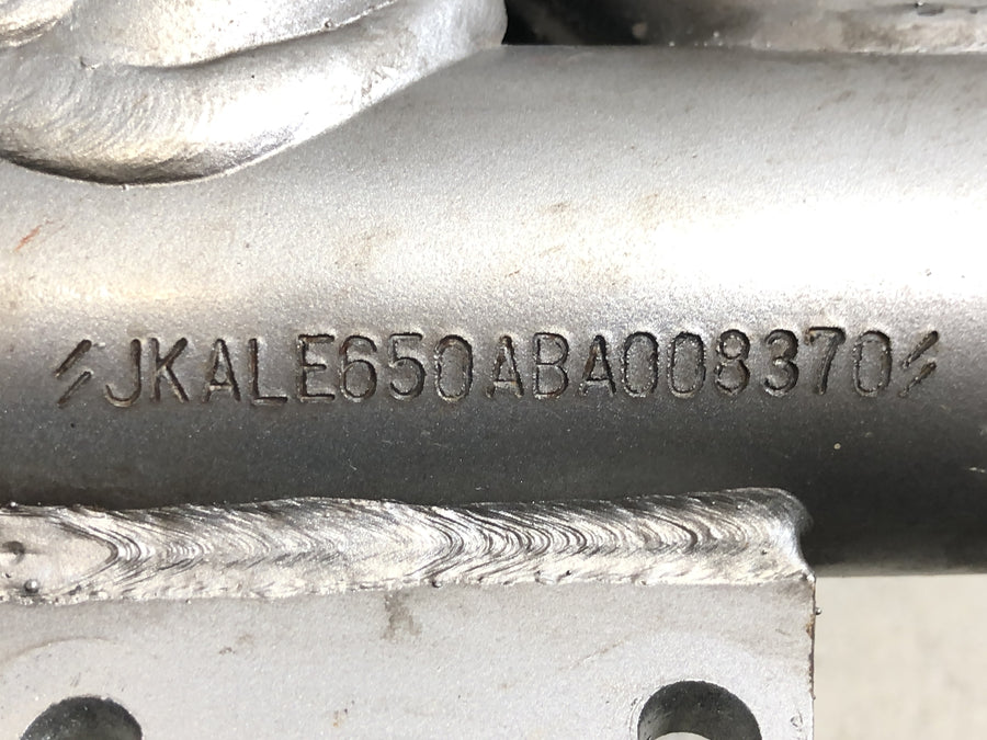 Kawasaki Versys KLE 650 A [2006] - Váz fő keret papírokkal