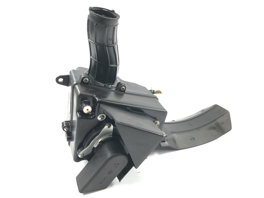 SWM SM 125 R [2018] - Légszűrő doboz Légszűrő ház Airbox szívódoboz