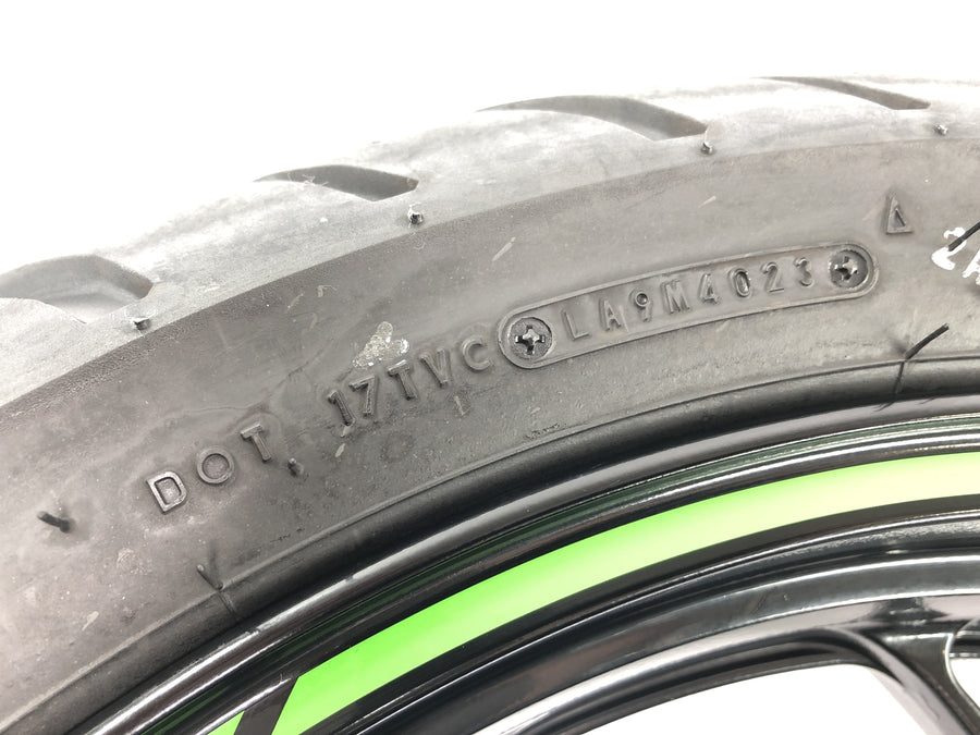 Kawasaki Ninja 125 BX125B [2024] - Hátsó kerék gumiabroncs felni alumínium felni hátsó
