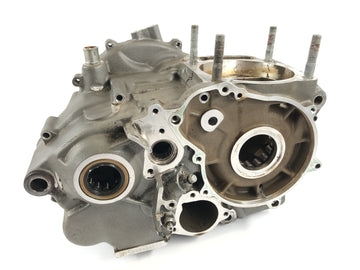 KTM LC4 640 EGS [2004] - Motorház üres ház