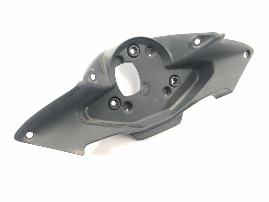 Honda CBR 125 R JC50 [2012] – a pilótafülke felvétele a belső burkolatról