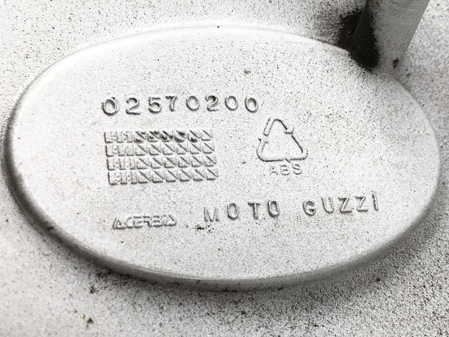 Moto Guzzi V10 Centauro [1998] - Oldalburkolat jobb oldali ezüst burkolat