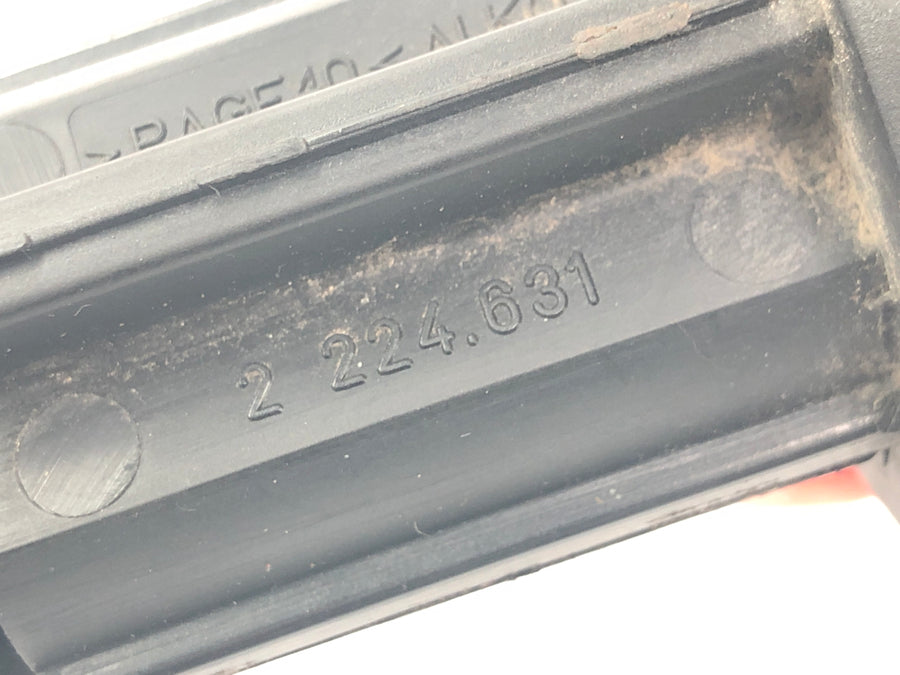BMW C1 125 [2002] - Biztonsági kar az öv kioldásához