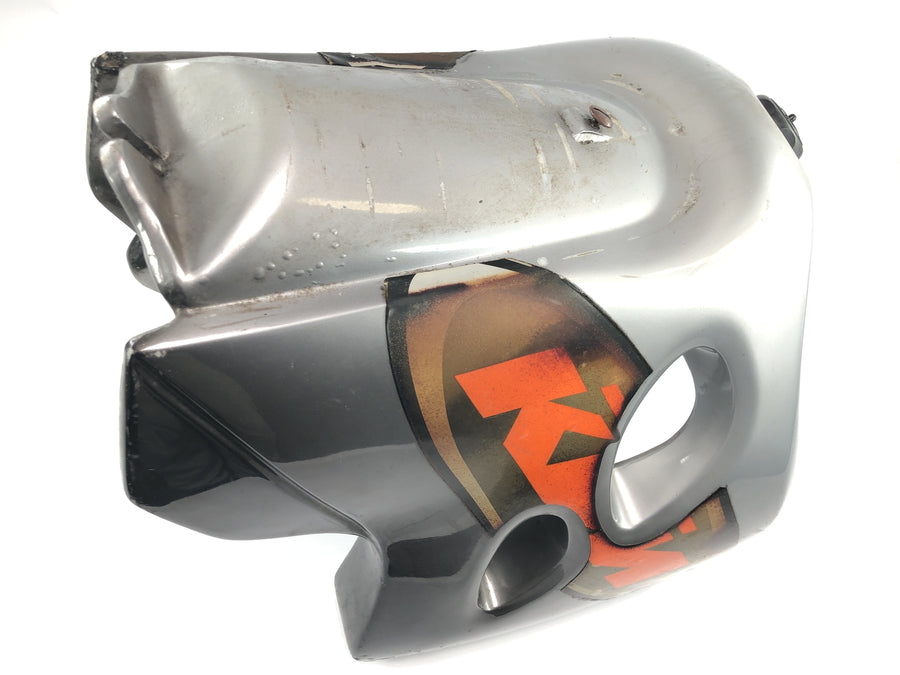 KTM 640 Adventure LC4 [2001] - Tank üzemanyagtartály sérült üzemanyagcsapokkal
