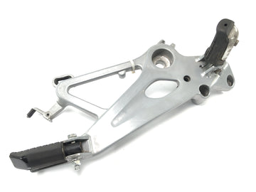 Honda SLR 650 RD09 [1997] - Lábtartó rendszer jobb lábtartó tartó