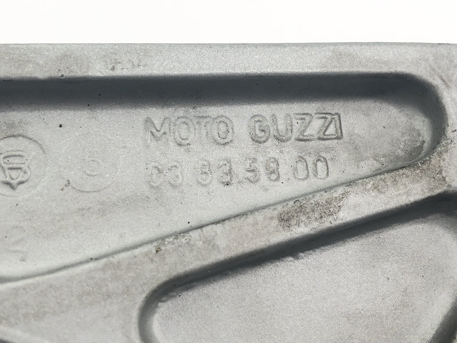 Moto Guzzi California 1100 EV KD [1998] - Hátsó féknyereg rögzítő horgonylemez