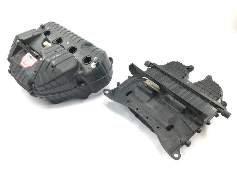 Honda CBR 1000 RR SC57 [2006] - Légszűrő doboz airbox légszűrő ház