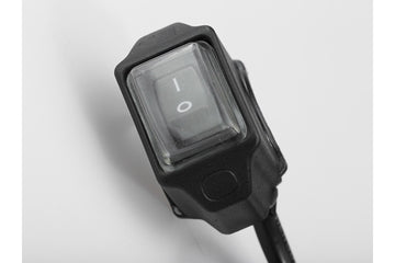 [SW-MOTECH] – Fröccsenésmentes pilótafülke kapcsoló – 1. ábra