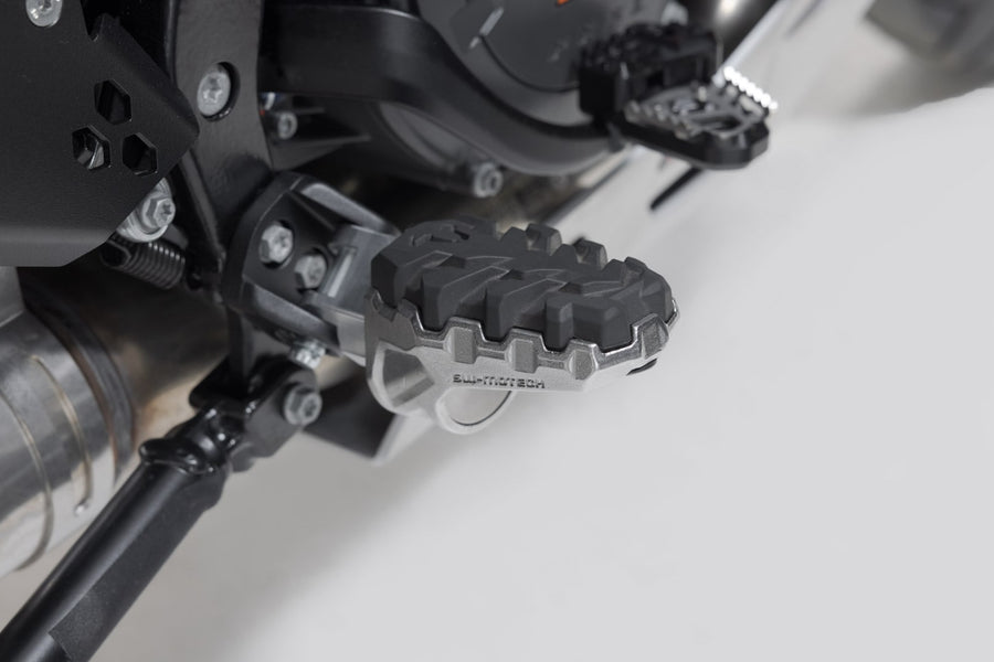 KTM 1390 Super Adventure R [2025-2026] - EVO lábtartó készlet - 5. kép