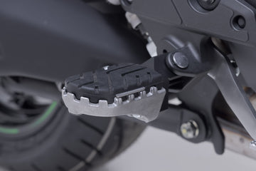 Kawasaki Versys 1100 [2025-2026] - ION lábtartó készlet ezüst – 1. kép