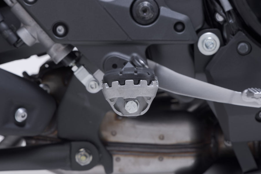 Kawasaki Versys 1100 [2025-2026] - ION lábtartókészlet ezüst – 3. kép