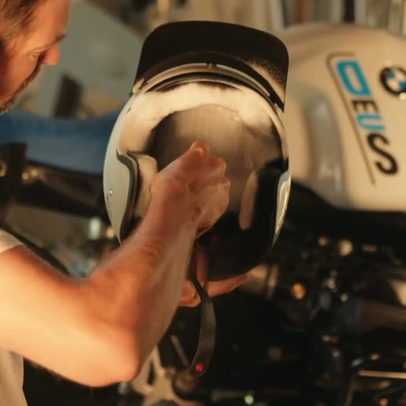 BMW R 1200 GS LC [2013-2018] – Sisakápoló spray