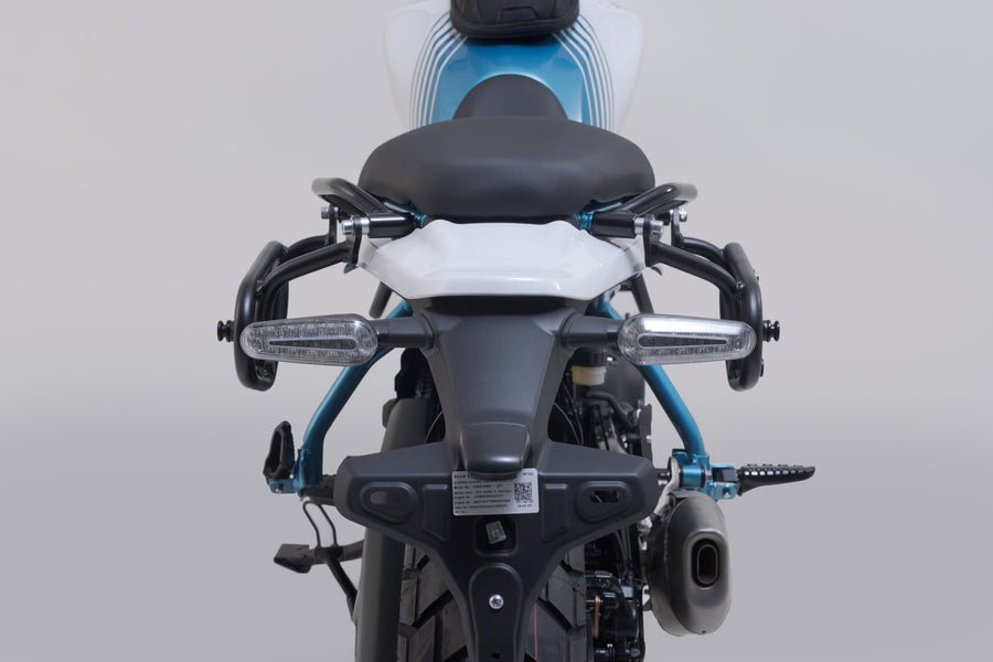 Royal Enfield Guerrilla 450 [2024-2025] – Legend Gear oldaltáska rendszer LC Black Edition – 7. kép