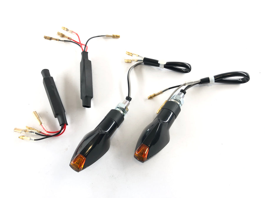 LED visszajelzők fekete ellenállással [E-jelzéssel] - Yamaha Kawasaki Suzuki Ducati KTM