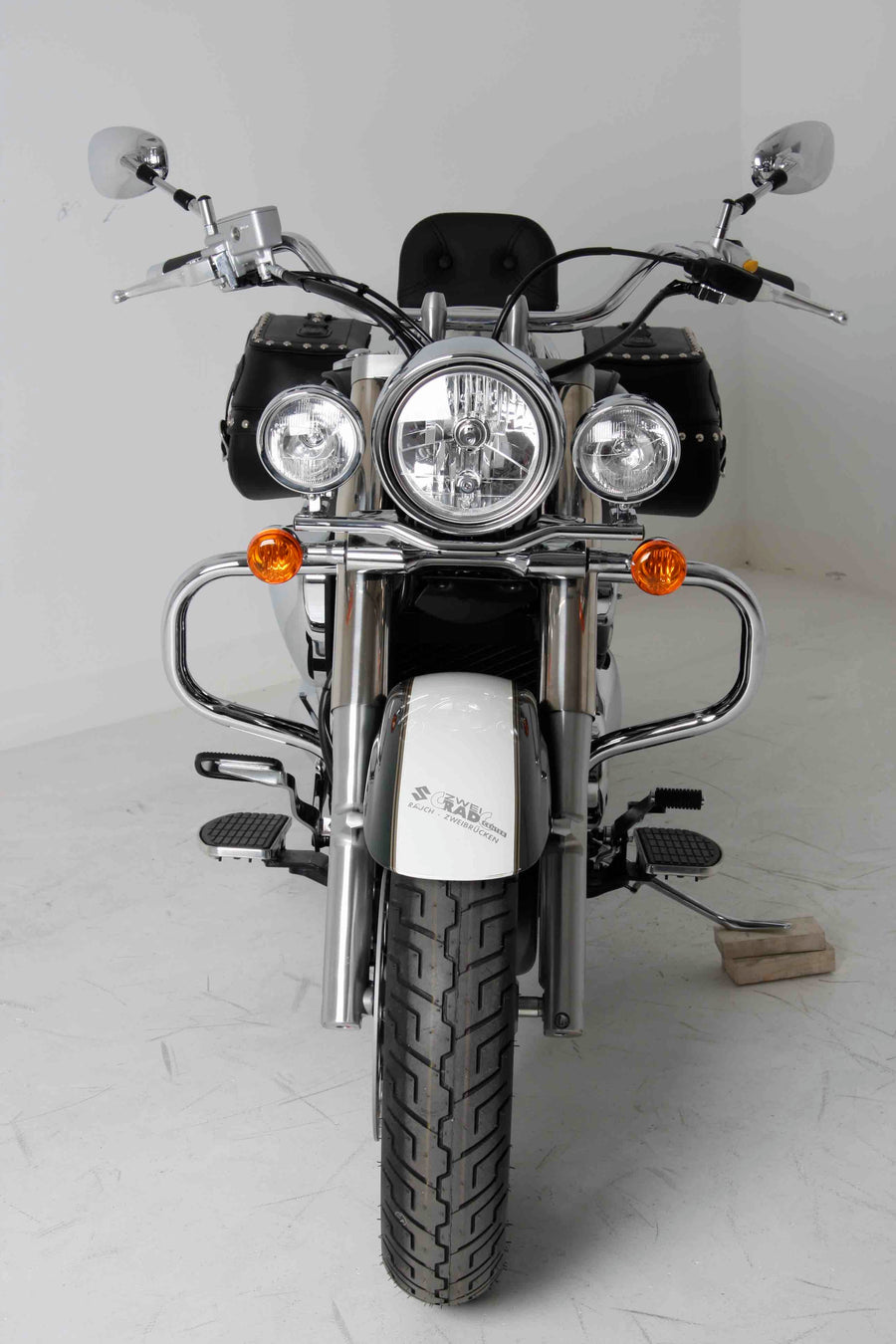Suzuki C 800 Intruder [2005-2016] - Védőléc