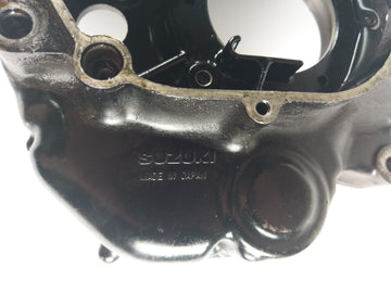Suzuki DR 650 SP42B - Jobboldali motorgeházfél olajszűrővel és kiegyenlítő tengellyel