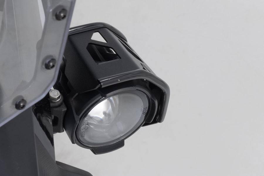 [SW-MOTECH] – EVO fényszórók védelme – 2. ábra