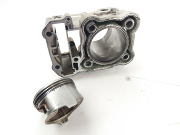 Honda Africa Twin XRV 750 RD07 (1993) - Henger és dugattyú - 0