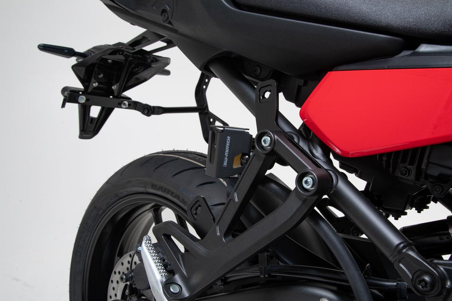 Yamaha Tracer 9 [2021-2022] - Fékfolyadék tartály védelme - 2. kép