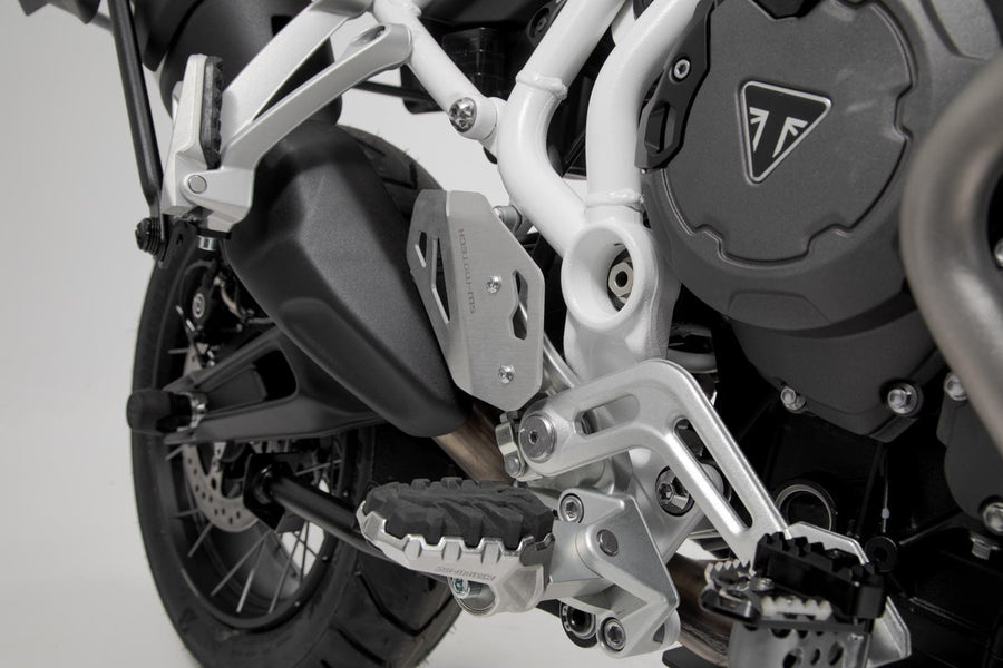 Triumph Tiger 900 GT [2020-2022] – Fékfolyadék-tartály védelme – 2. kép
