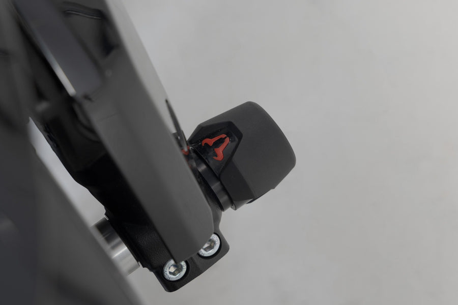 Triumph Street Triple 765 RS [2025] - ütközésvédő készlet első tengelyhez - 7. kép