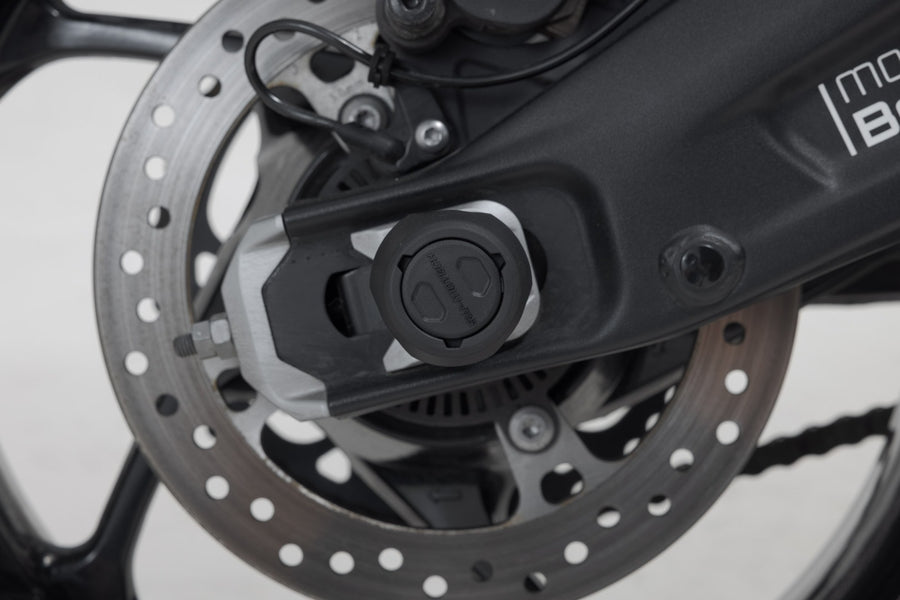 Triumph Daytona 660 [2024-2026] – ütközésvédő készlet a hátsó tengelyhez – 3. kép