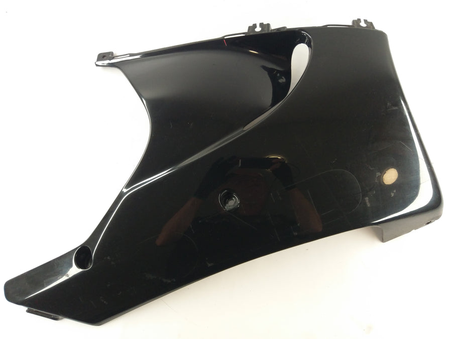 Honda CBR 900 RR SC33 [1996] - alsó burkolatrész jobb oldali burkolat