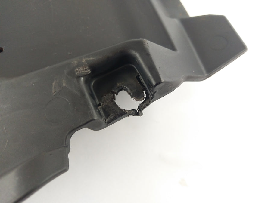 BMW R 1200 R K27 [2007] - Fröccsenésgátló hátsó belső panel