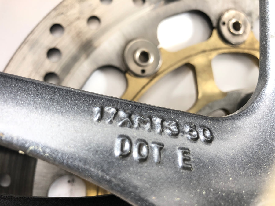 Triumph Speed Triple 1050 515NJ [2005] - Első kerék felni kerék féktárcsával és gumiabronccsal
